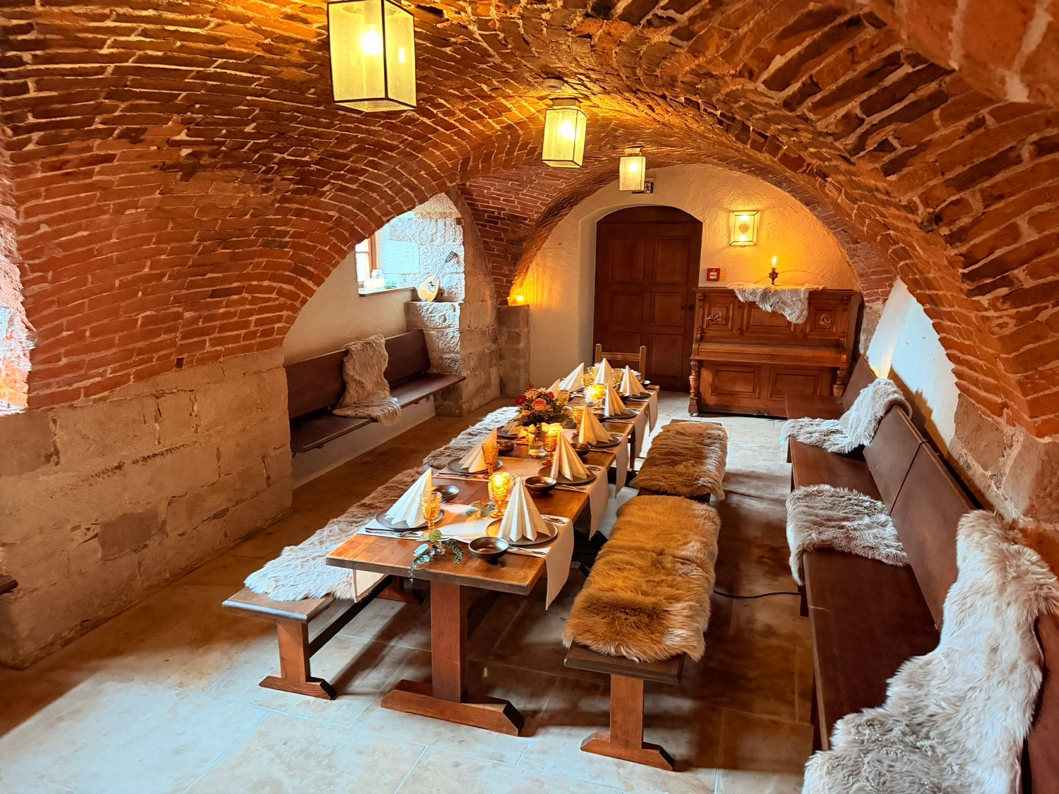 Königliche Schlossgastronomie - drinnen